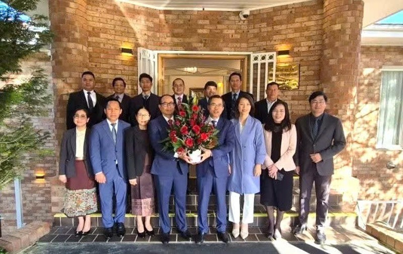 Đại sứ quán Lào tại Australia chúc mừng Quốc khánh Việt Nam