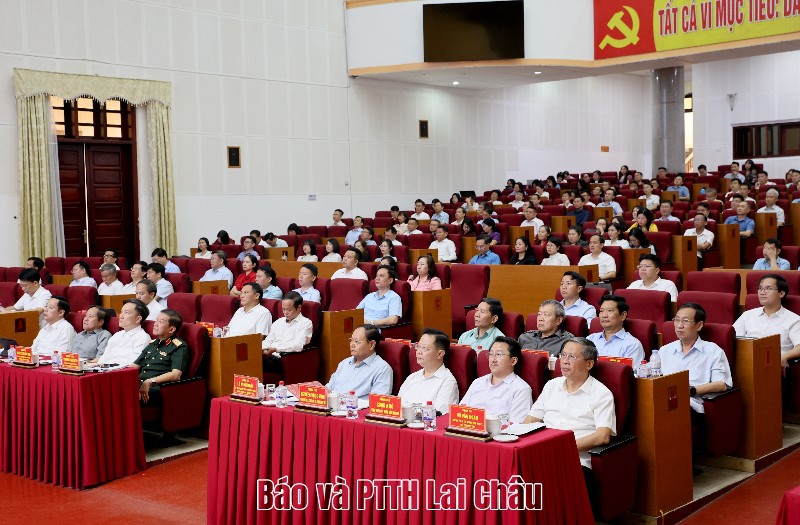 Hội nghị toàn quốc nghiên cứu, học tập, quán triệt và triển khai thực hiện một số nghị quyết, chỉ thị của Bộ Chính trị
