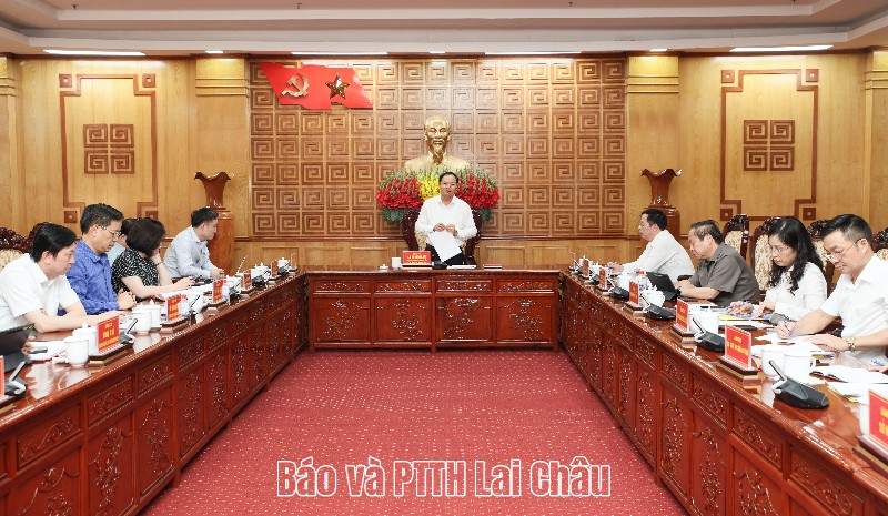 Thường trực Tỉnh uỷ làm việc với Trường Cao đẳng Lai Châu