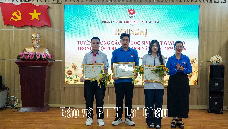 Tuyên dương học sinh, sinh viên và giáo viên trẻ tiêu biểu