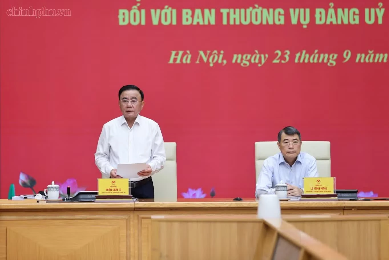 Tiếp tục rà soát, giải quyết chế độ, chính sách cho cán bộ, công chức do sắp xếp bộ máy