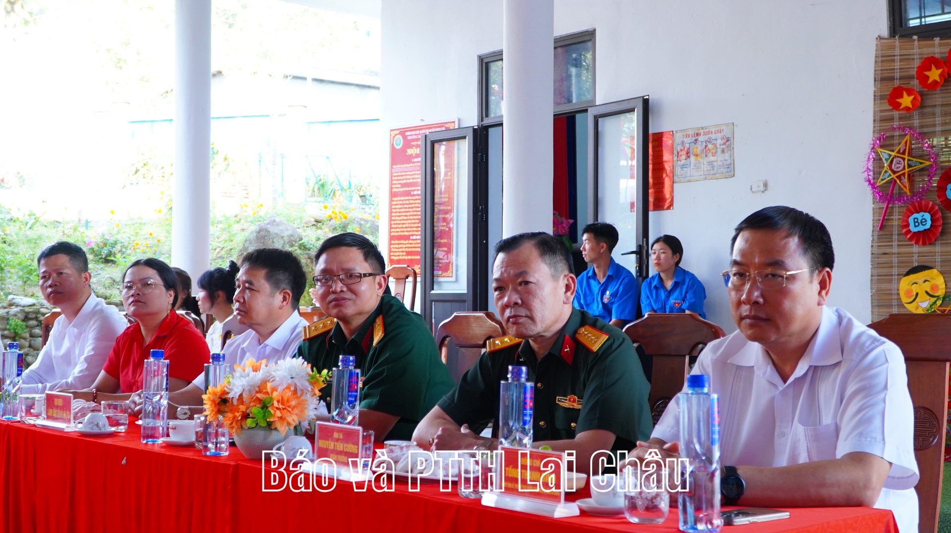 Các đại biểu tham dự chương trình