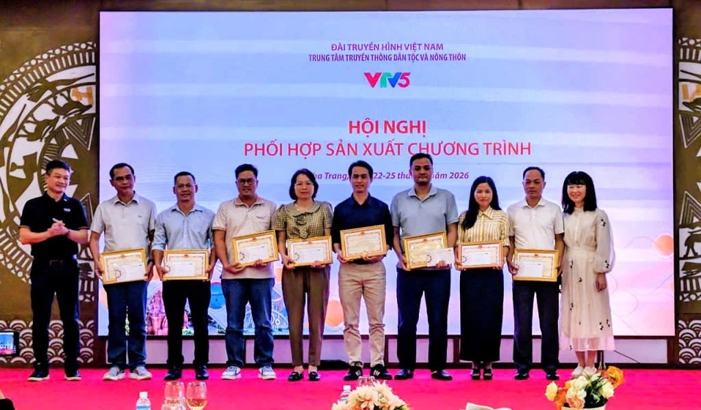Hội nghị cộng tác viên và bồi dưỡng nghiệp vụ “Ứng dụng AI trong sản xuất tin tức truyền hình”