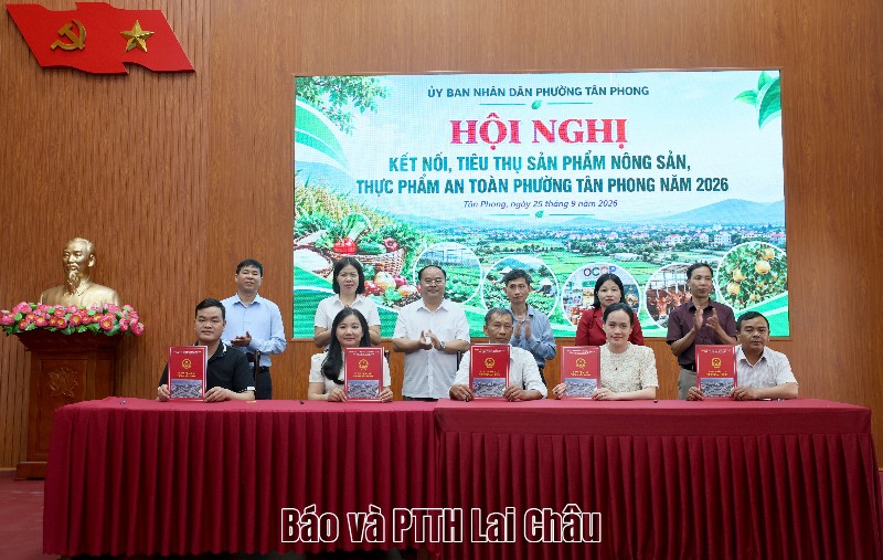 Hội nghị kết nối, tiêu thụ sản phẩm nông sản, thực phẩm an toàn phường Tân Phong 