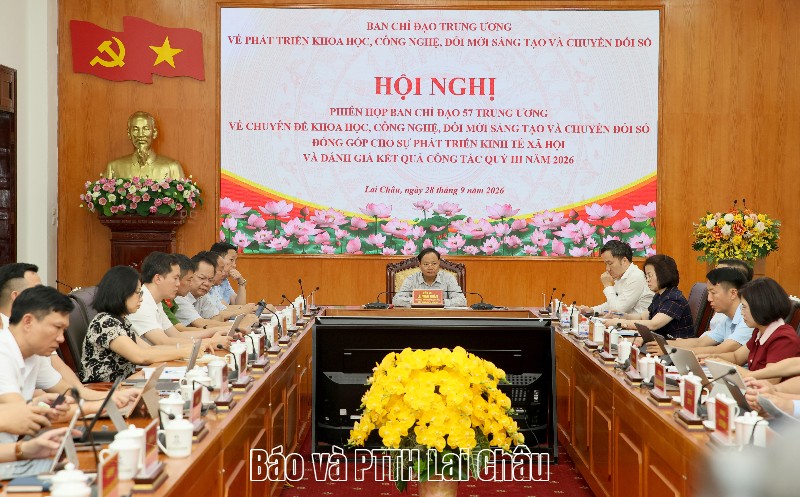Thủ tướng Chính phủ: Tập trung tháo gỡ các điểm nghẽn về chuyển đổi số