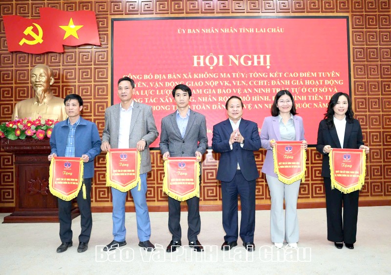 Lai Châu xây dựng bản làng không ma túy