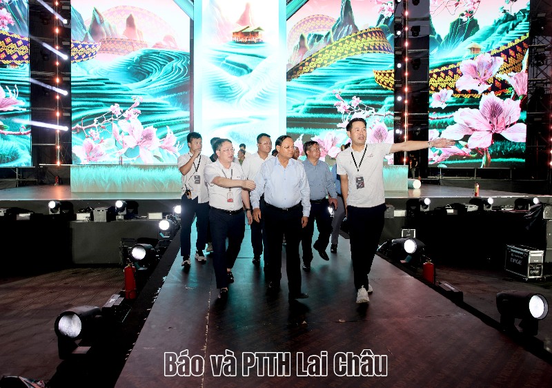 Bí thư Tỉnh uỷ kiểm tra công tác chuẩn bị đại nhạc hội Viettel Y-Fest 2026 