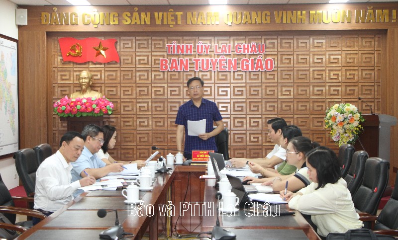 Họp Ban tổ chức Cuộc thi sáng tạo các tác phẩm văn học nghệ thuật viết về Lai Châu
