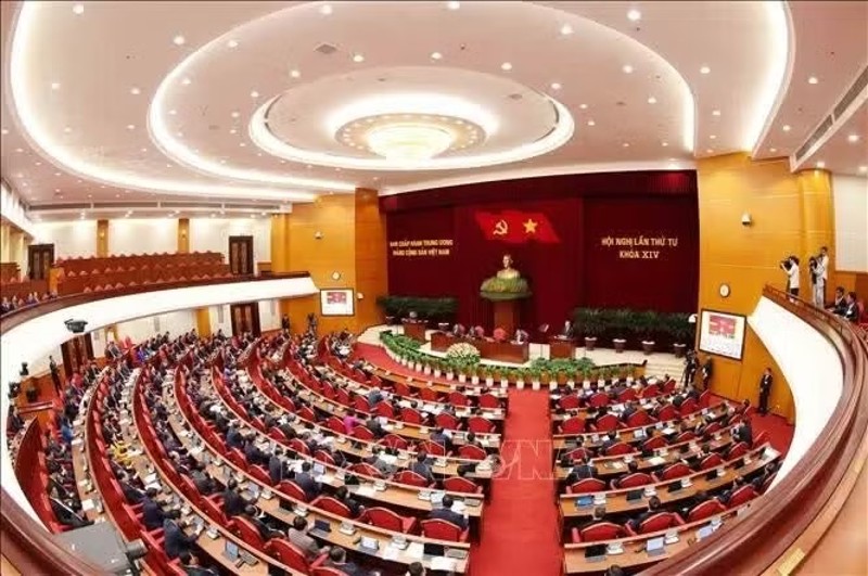 Thông cáo báo chí về ngày làm việc thứ nhất Hội nghị lần thứ tư BCH Trung ương Đảng khoá XIV