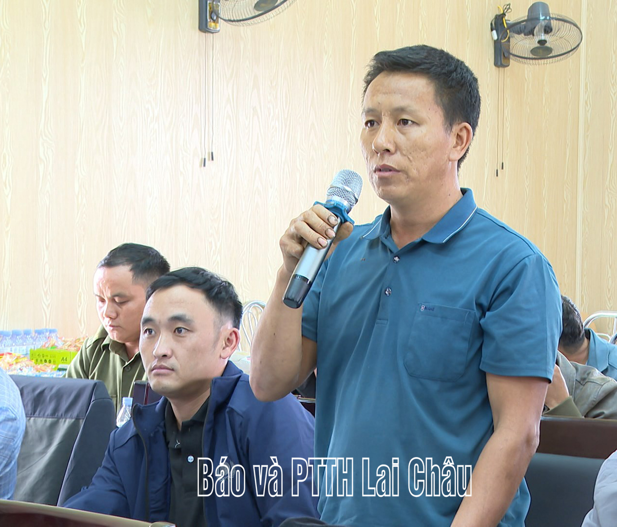 ý kiến
