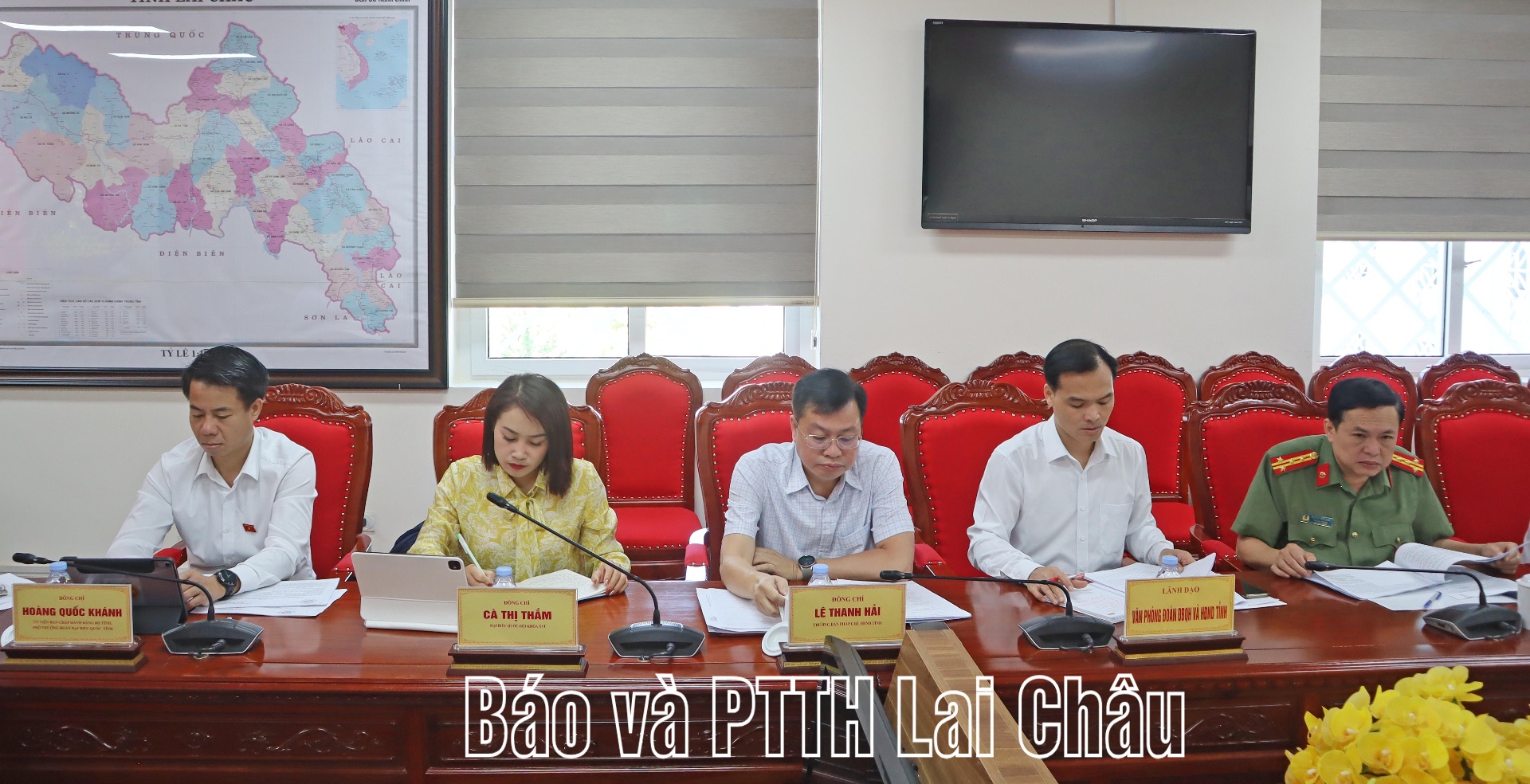 dự