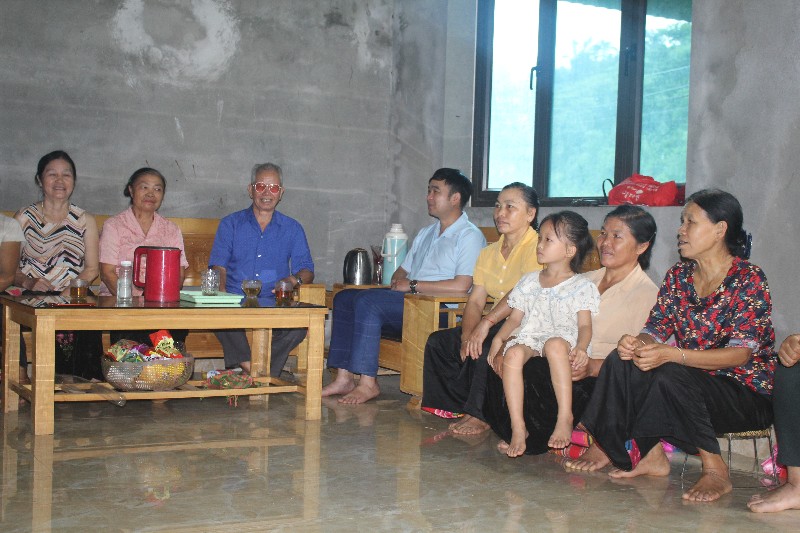 Người có uy tín - Cầu nối đưa nghị quyết của Đảng vào cuộc sống