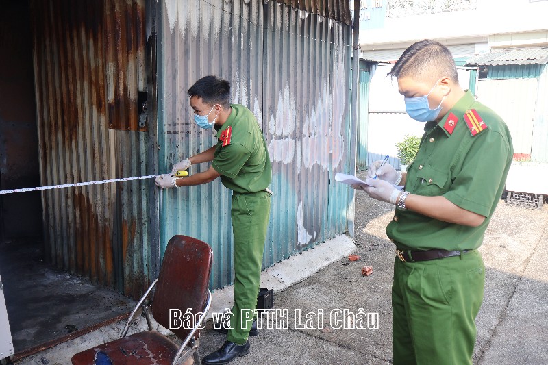 Cháy tại chợ Trung tâm thương mại, 5 tiểu thương bị thiệt hại về tài sản