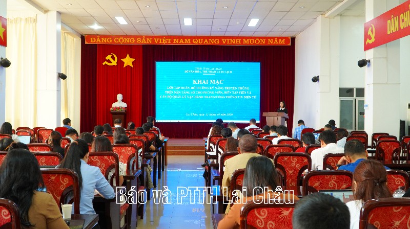 Tập huấn kỹ năng truyền thông trên nền tảng số 