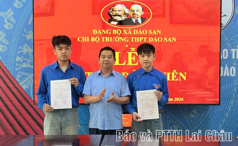 Đảng bộ xã Dào San chú trọng phát triển đảng viên dân tộc thiểu số