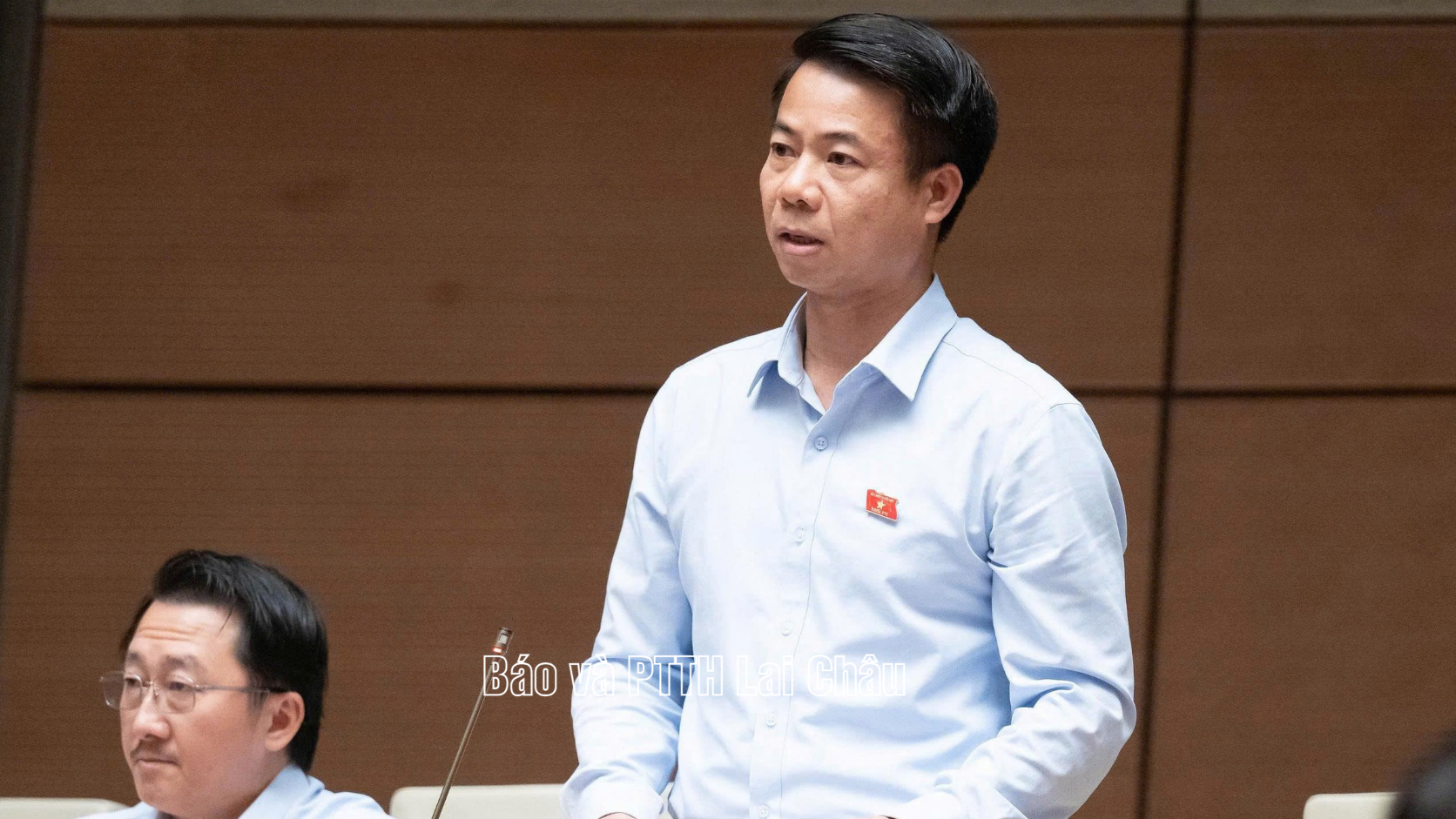 Đại biểu Hoàng Quốc Khánh đề nghị bảo đảm chính sách nhà ở công vụ cho giáo viên, nhân viên y tế vùng khó khăn