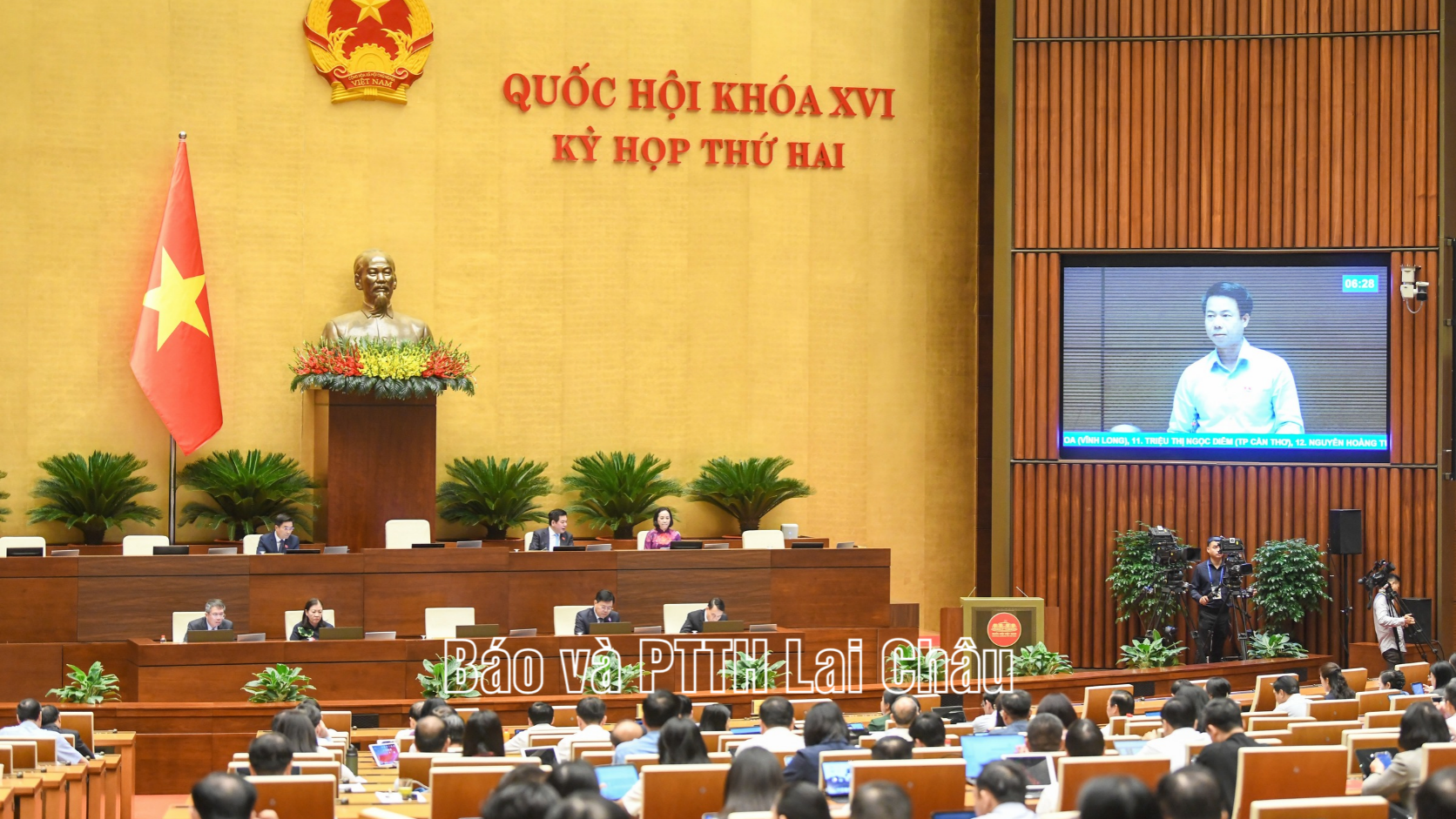 Đề nghị hoàn thiện cơ chế bảo đảm quyền làm chủ của nhân dân ở cơ sở