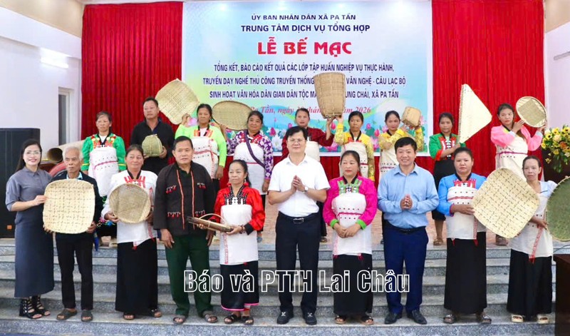 Pa Tần tổng kết lớp tập huấn văn hóa dân tộc Mảng
