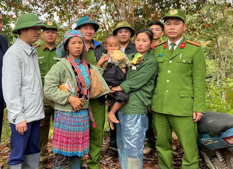 Những cuộc hội ngộ trong nước mắt