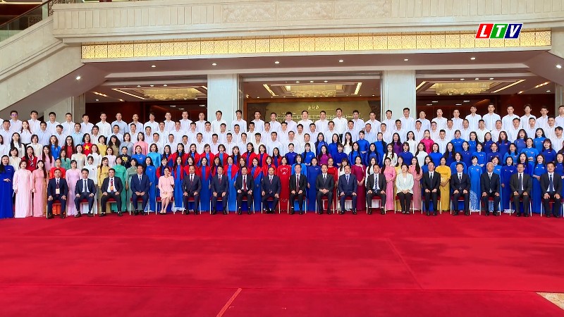 GẶP MẶT THANH NIÊN 5 TỈNH VIỆT - TRUNG THAM GIA “HÀNH TRÌNH ĐỎ”