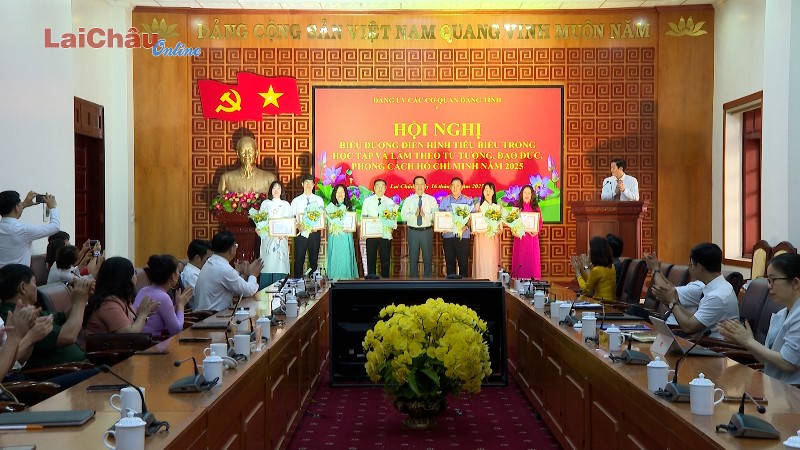 7 tập thể và 26 cá nhân được biểu dương trong học tập và làm theo tư tưởng, đạo đức, phong cách Hồ Chí Minh năm 2025