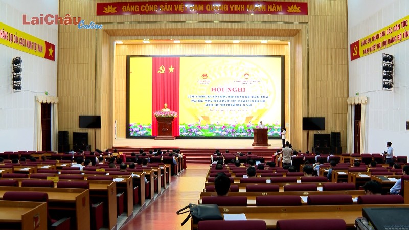 Hội nghị sơ kết 6 tháng thực hiện chương trình xoá nhà tạm, nhà dột nát