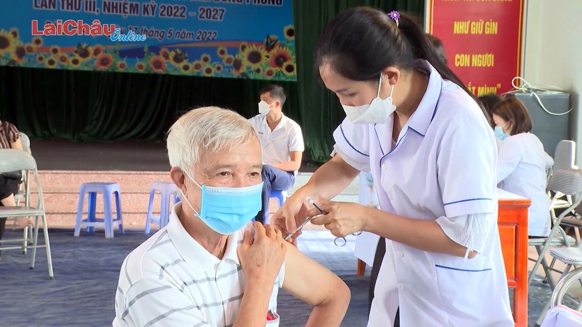 Tiêm liều nhắc lại để tăng cường miễn dịch phòng Covid-19