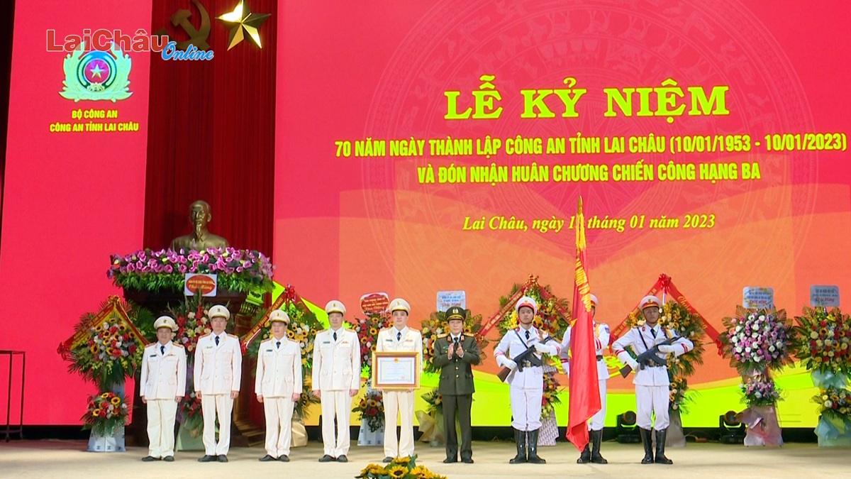 Lễ Kỷ niệm 70 năm ngày thành lập Công an tỉnh Lai Châu và đón nhận Huân chương Chiến công hạng Ba