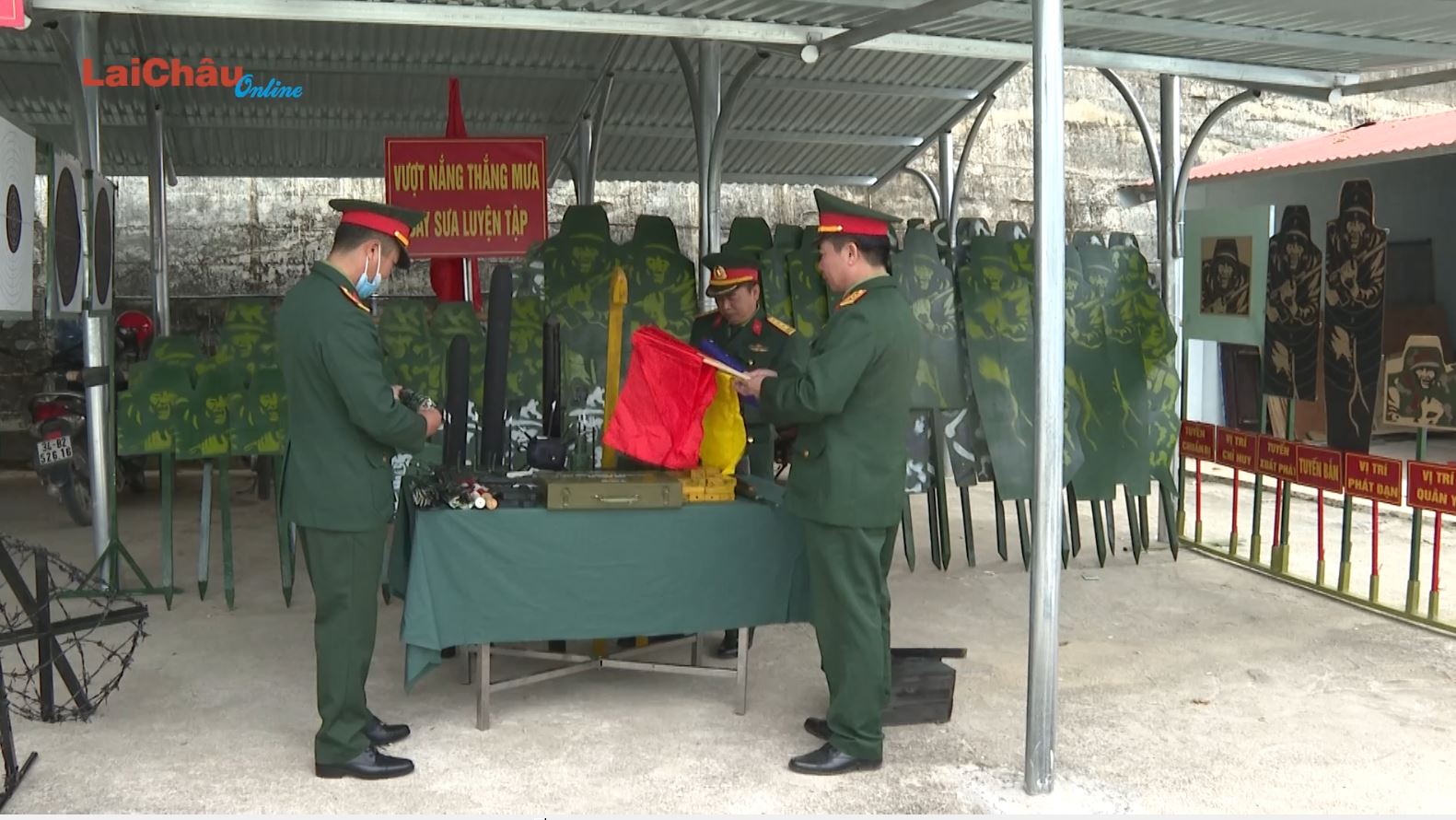 Xây dựng lực lượng vũ trang vững mạnh toàn diện