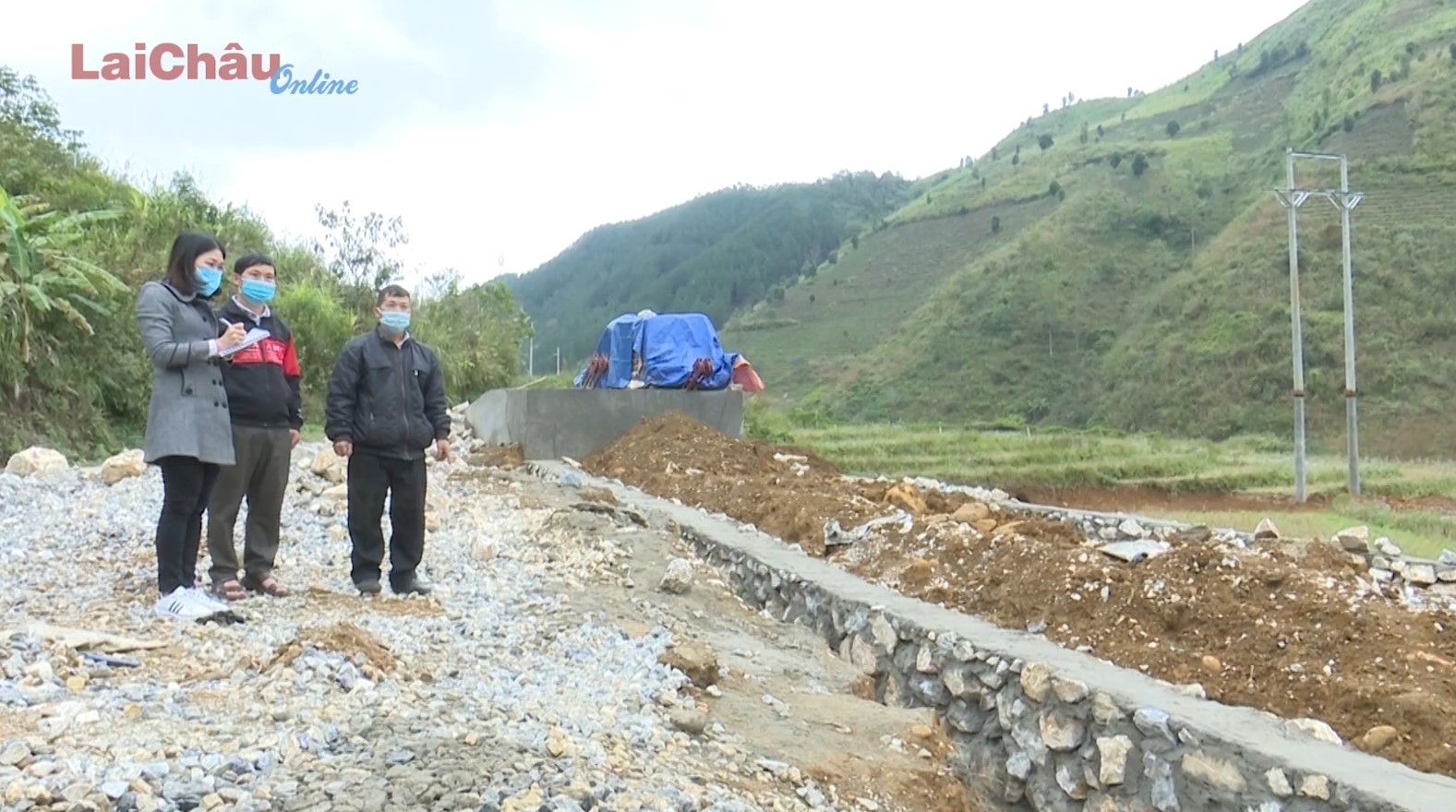 Hiến đất giúp bà con làm giàu