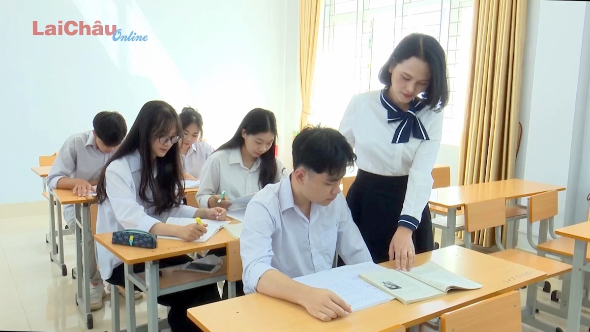 Đinh Huy Phong - Thủ khoa khối A01 của Lai Châu