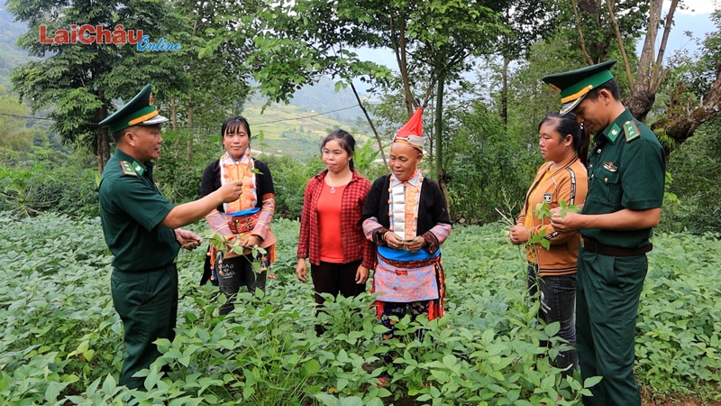 Gần dân, sát cơ sở